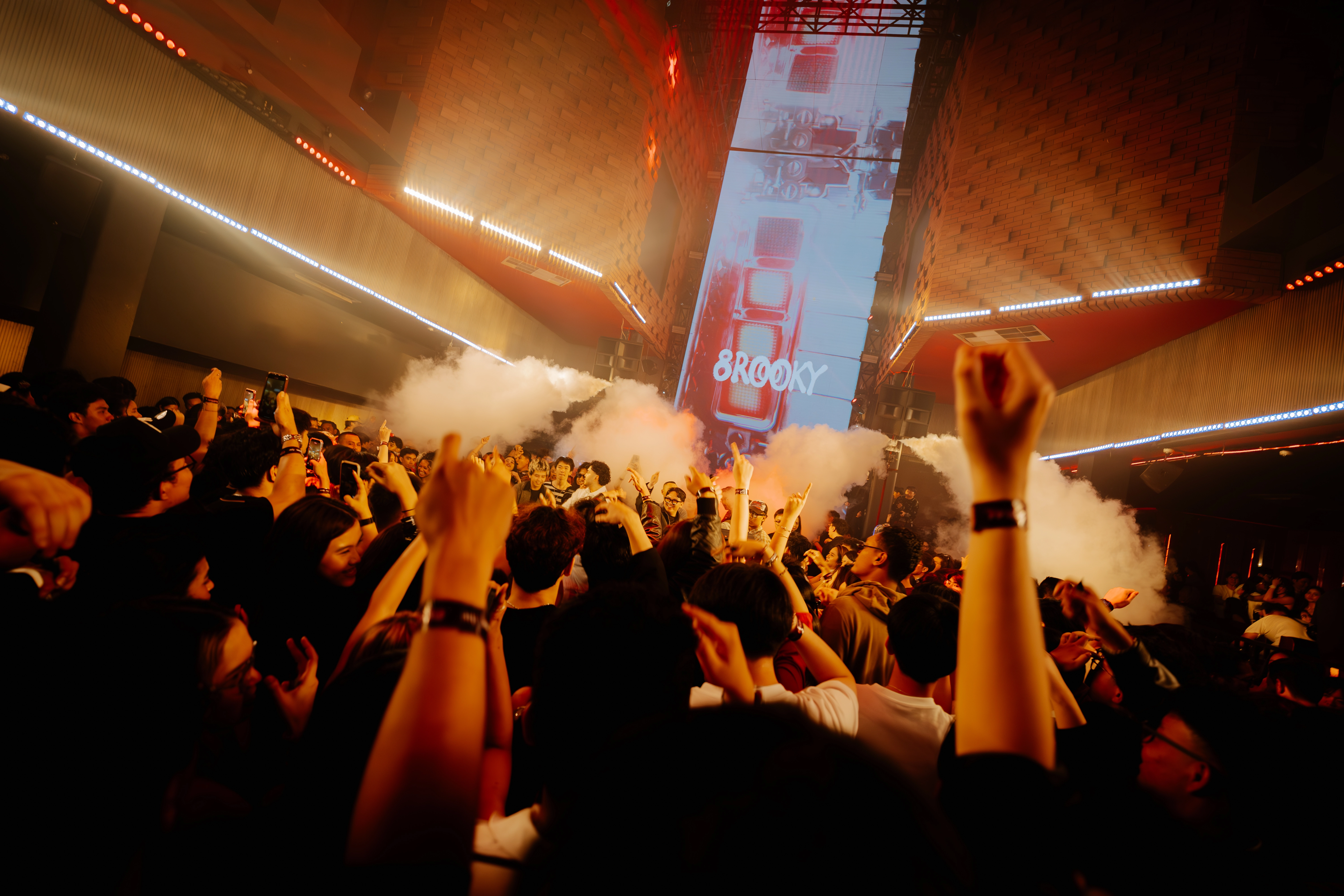 Lucenne Documentation Slide 4